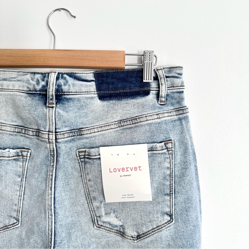 Lovervet Ankle Cropped Straight Leg Light Wash Distressed Jeans Size 31/13 - Picture 7 of 8